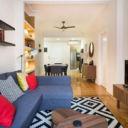 Athena's Nest- *best Location* A/c +heat! * Athens