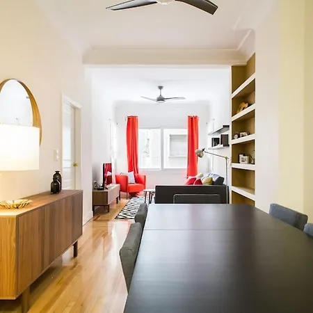 Apartment Athena's Nest- *best Location* A/c +heat!